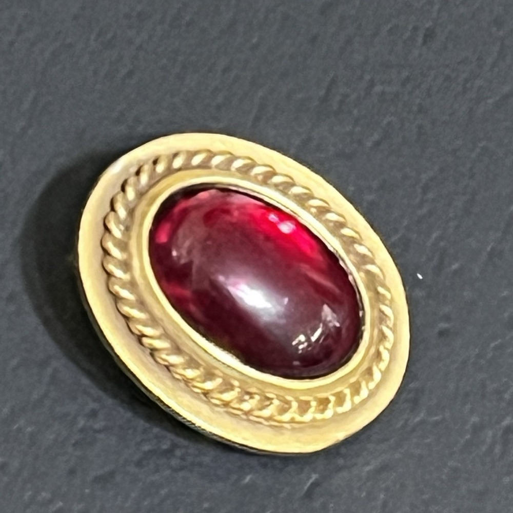 Vtg Yves Saint Laurent YSL Single Red Cabochon Clip Earring Gold Tone 0.75in